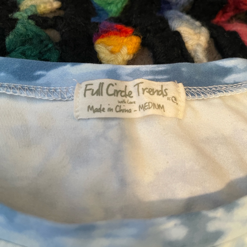 Full circle trends Vibrant Knit Sweater